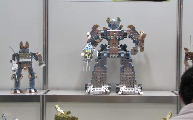 ［ギフトショー11秋］台湾生まれのアルミブロック玩具