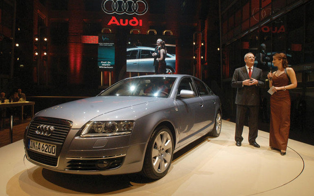 新型アウディ『A6』登場!!