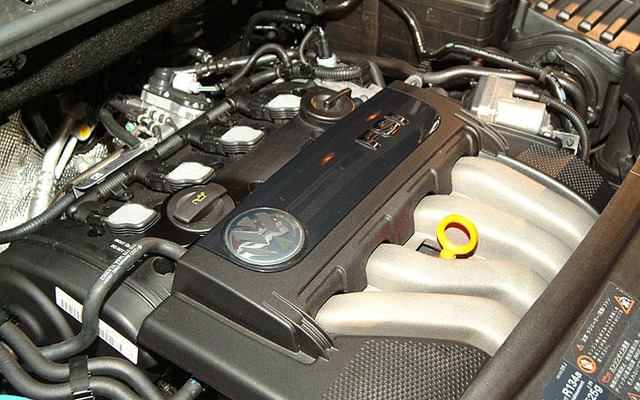 【VW『トゥーラン』日本発表】日本初導入のFSI直噴エンジン