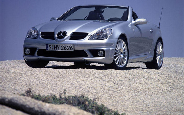 【ジュネーブモーターショー'04出品車】新型メルセデスベンツ『SLK』受注状況