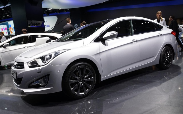ヒュンダイi40（フランクフルトモーターショー11）