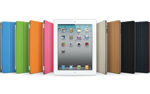 12年4月より、ANAグループの全客室乗務員がiPadを携行する（写真：iPad 2）