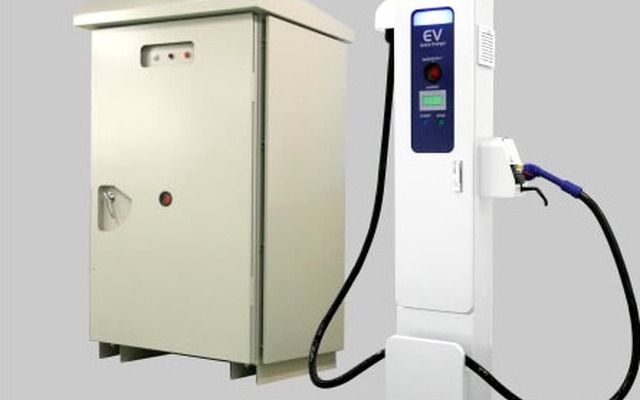 日立 EV用急速充電システム
