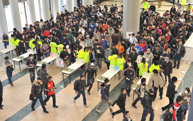 東京モーターサイクルショー初日会場風景