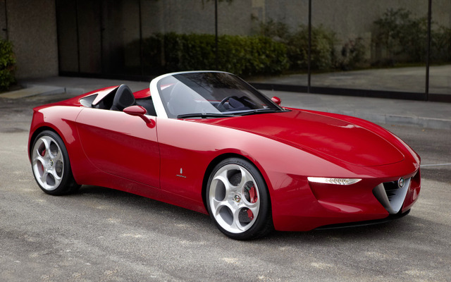 ピニンファリーナがアルファロメオのために製作したコンセプトカー、2uettottanta。今後はデザイン＆エンジニアリング事業に集中