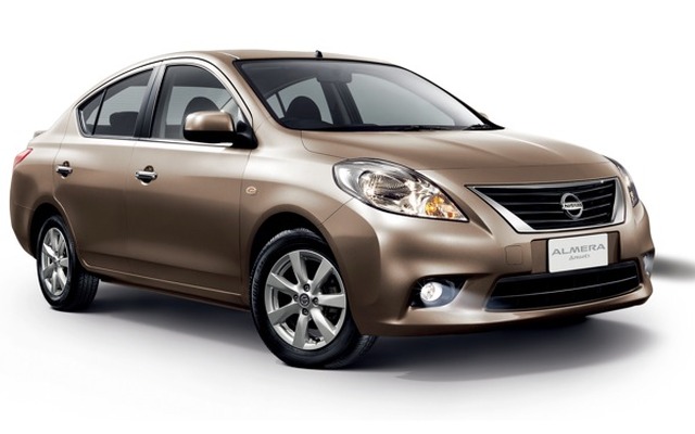 日産アルメーラ（タイ製）