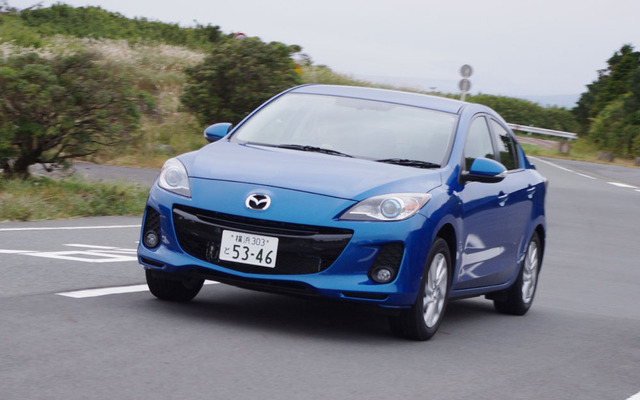 マツダ アクセラ SKYACTIV