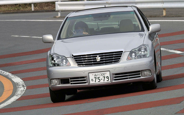 【インプレ'04】桂伸一 　トヨタ『クラウン』　独得の雰囲気が感じられなくなったのは寂しい