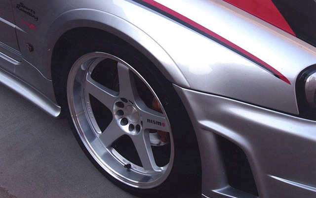 NISMO、『フェアレディZ』『GT-R』用フェンダーカバー発売