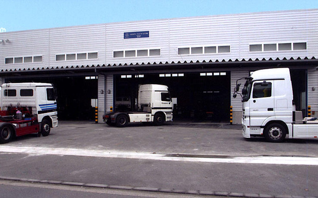 コマツ系で初、メルセデスベンツ商用車の専用サービス工場