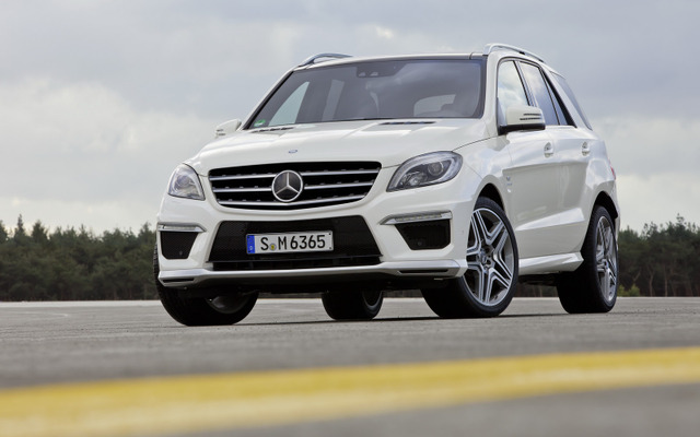 新型メルセデスベンツML63AMG