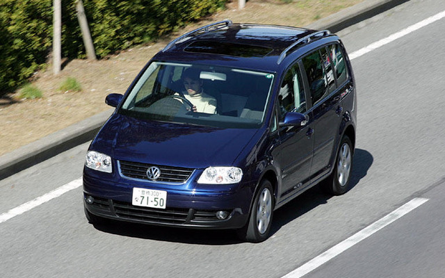 【インプレ'04】ピーターライオン　VW『ゴルフトゥーラン』　上品でクリーンなカタチのミニミニバン