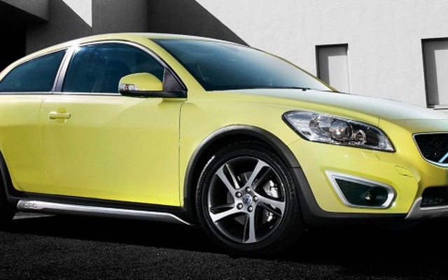 ボルボ C30 特別仕様車 Hello Yellow Edition