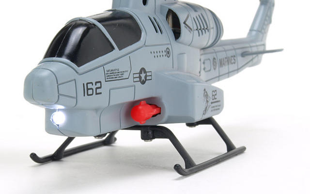 「iPhone Controlled Missile Launching Helicopter Cobra U809A」