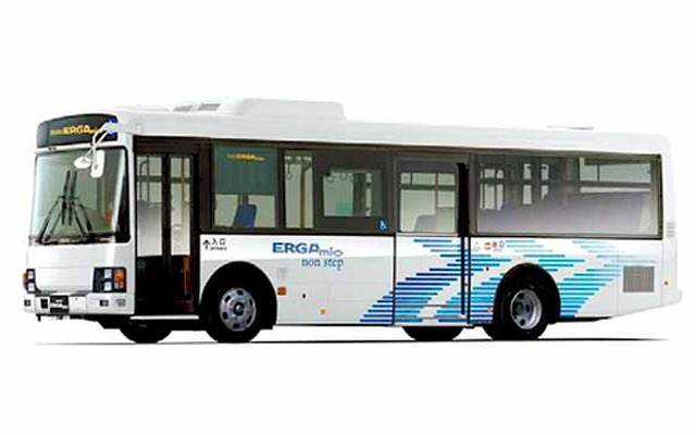 中型ノンステップバス、いすゞエルガミオ（SDG-LR290J1）