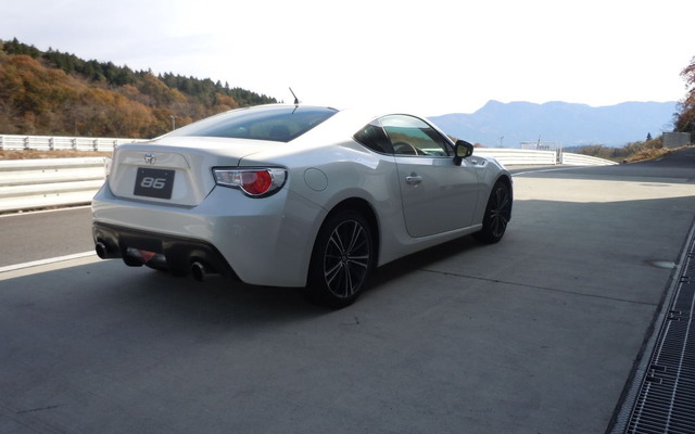 トヨタFRスポーツ、86