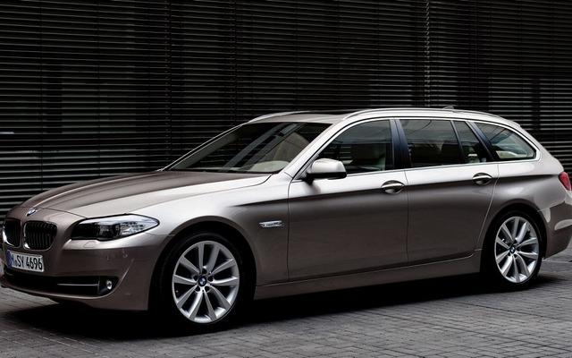 BMW 528i