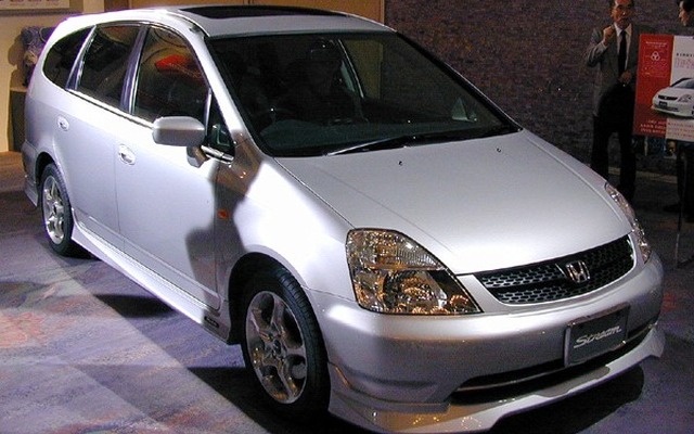 【価値創造ホンダ『ストリーム』】きれい、カンタン、安い! ライバルは?