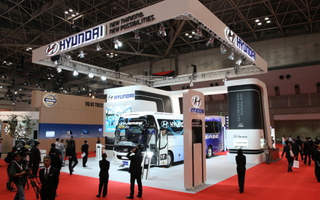 ヒュンダイの大型バス、ユニバース（東京モーターショー11）