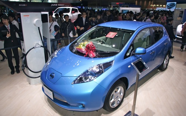 日産リーフ