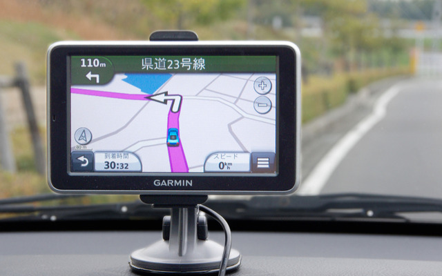 【GARMIN nuvi 2565 写真蔵】準天頂衛星「みちびき」の補完信号に対応するエントリーモデル