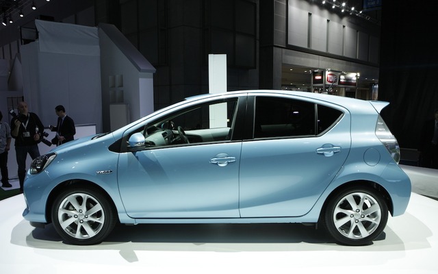 トヨタグループ3社が統合しトヨタ自動車東日本が発足する （写真：東京モーターショー11に出展された アクア）