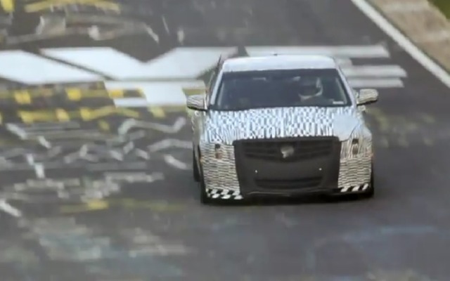 ドイツ・ニュルブルクリンク北コースで開発テストを行うキャデラックATSのプロトタイプ（動画キャプチャー）