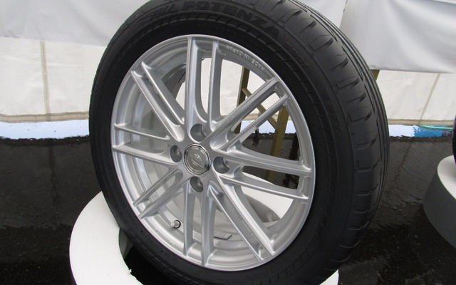 ブリヂストン POTENZA S001 RFT
