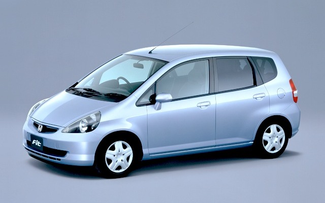 ホンダ・フィット（旧型。2001〜07年）