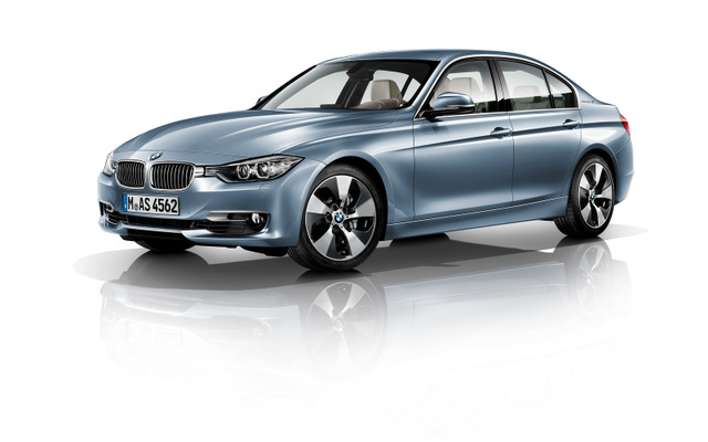 新型BMW 3シリーズのハイブリッド仕様、アクティブハイブリッド3