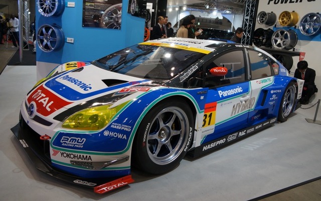 SUPER GT参戦車両、トヨタ・プリウスGT300（東京オートサロン12）