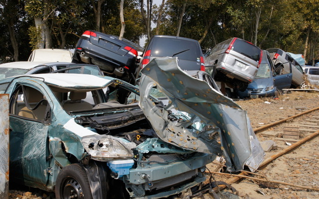 写真：東日本大震災で被災した車両