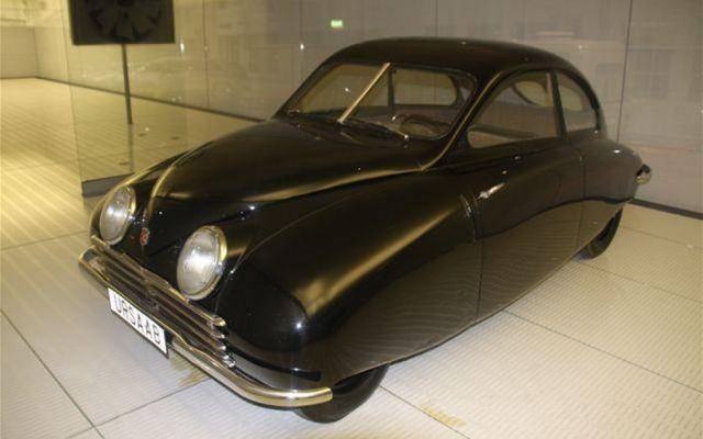 サーブの第1号車、1946年式92001 Ursaabもオークションに