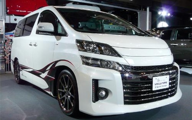 トヨタ ヴェルファイアG Sportsコンセプト（東京オートサロン12）
