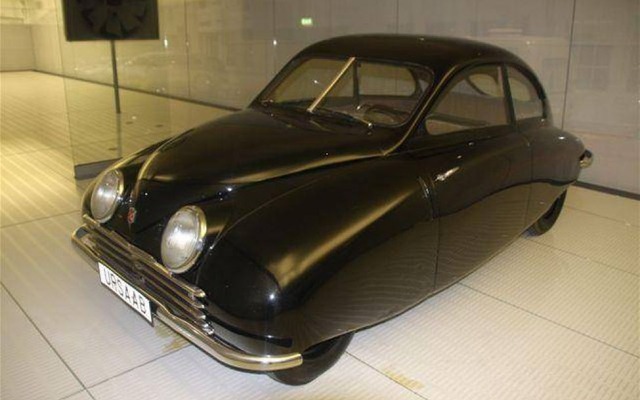 サーブの第1号車、1946年式『92001 Ursaab』