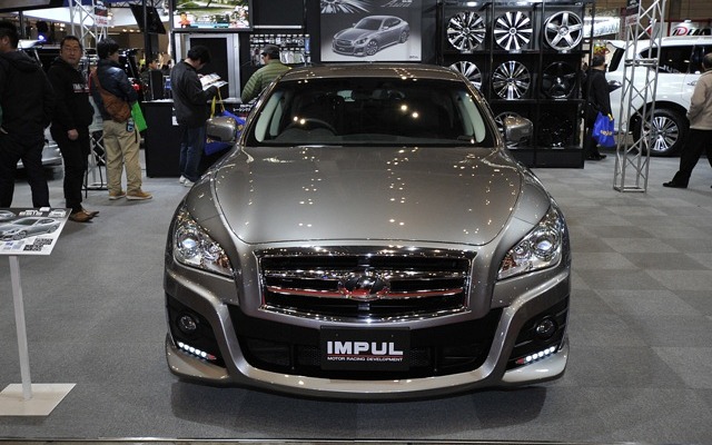 日産フーガIMPUL仕様（東京オートサロン12）