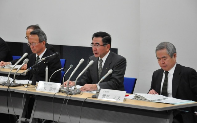 スズキ2012年3月期第3四半期決算会見のようす
