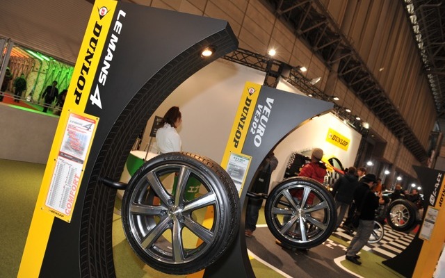 ダンロップ（東京オートサロン12）