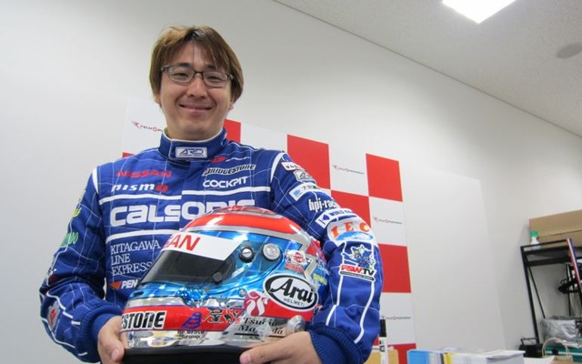3月25日、富士スピードウェイでは、来場者とレーシングドライバーが一緒に走るカート大会を開催（写真：松田次生選手）