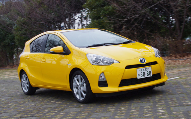 2月の新車登録、トヨタ・アクアは2位フィットとの差が3000台になった