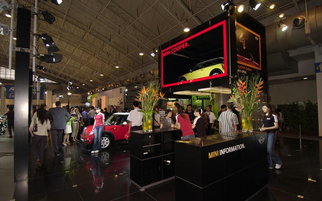 【北京モーターショー04】世界標準仕様のMINIプレゼンテーション
