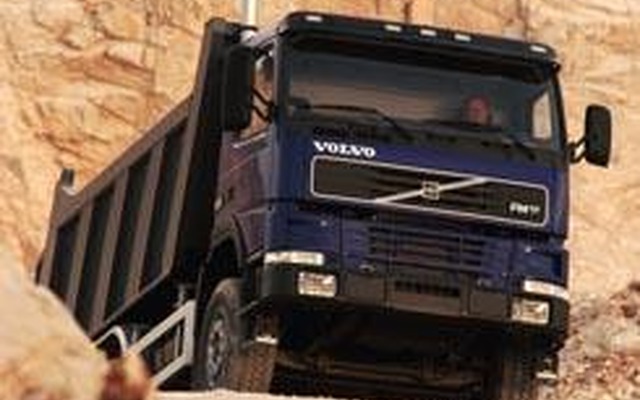 ボルボ「なぜだ!!」EU委員会反対でスカニア買収不調