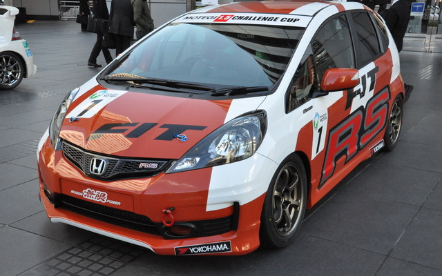 ホンダ もてぎ1.5チャレンジカップ参戦車 フィットRS