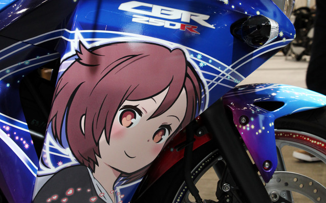 ホンダCBR250Rわんおふ仕様（東京モーターサイクルショー12）