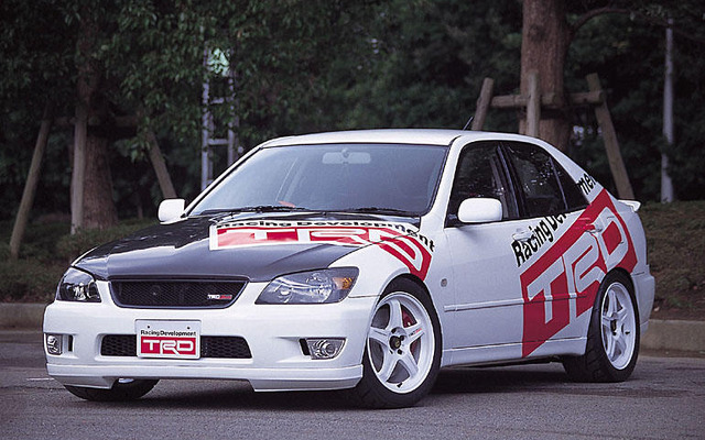 スポーツカスタマイズフェア04夏…TRD・アムラックスコレクション