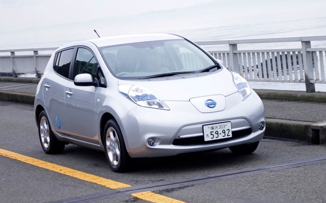 日産 リーフ