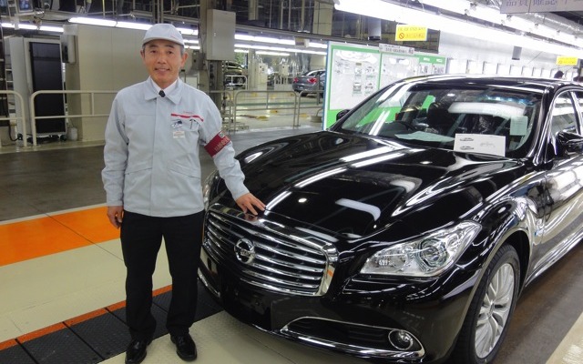 日産シーマ新型と黒沢工場長