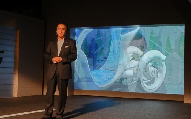 2011年11月28日、発表会