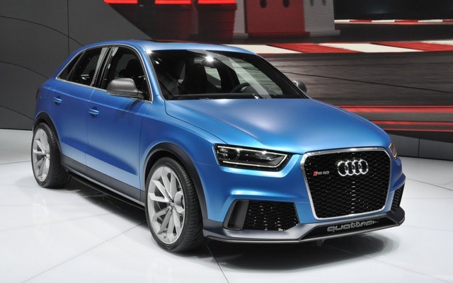 アウディ Q3 RS
