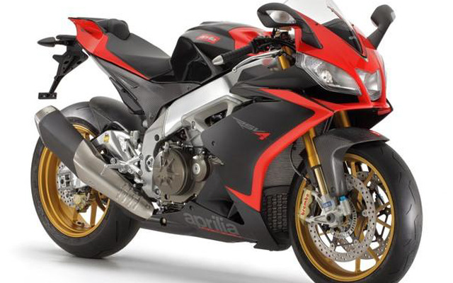 アプリリアのフラッグシップモデル RSV4 Factory APRC がマイナーチェンジ